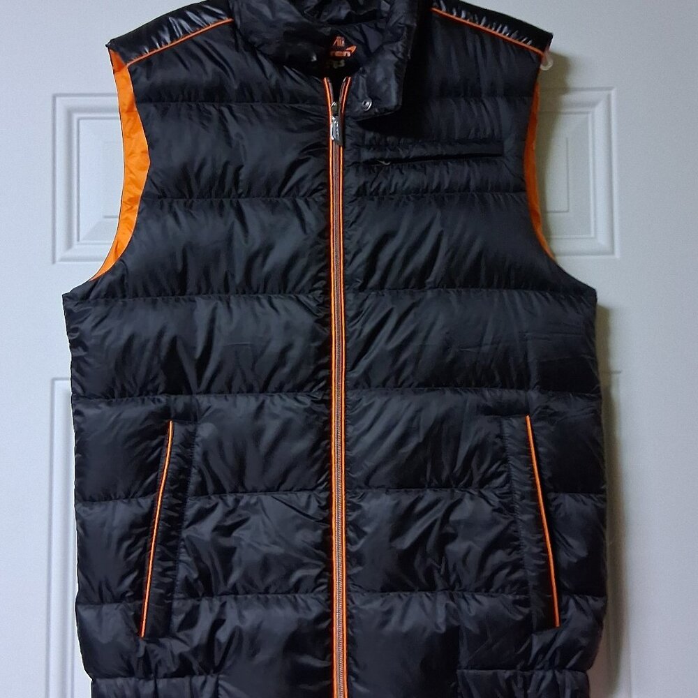 TUMI McLaren Black/Orange Down Puffer Vest Coverts to Travel Pillow -  Size S/P